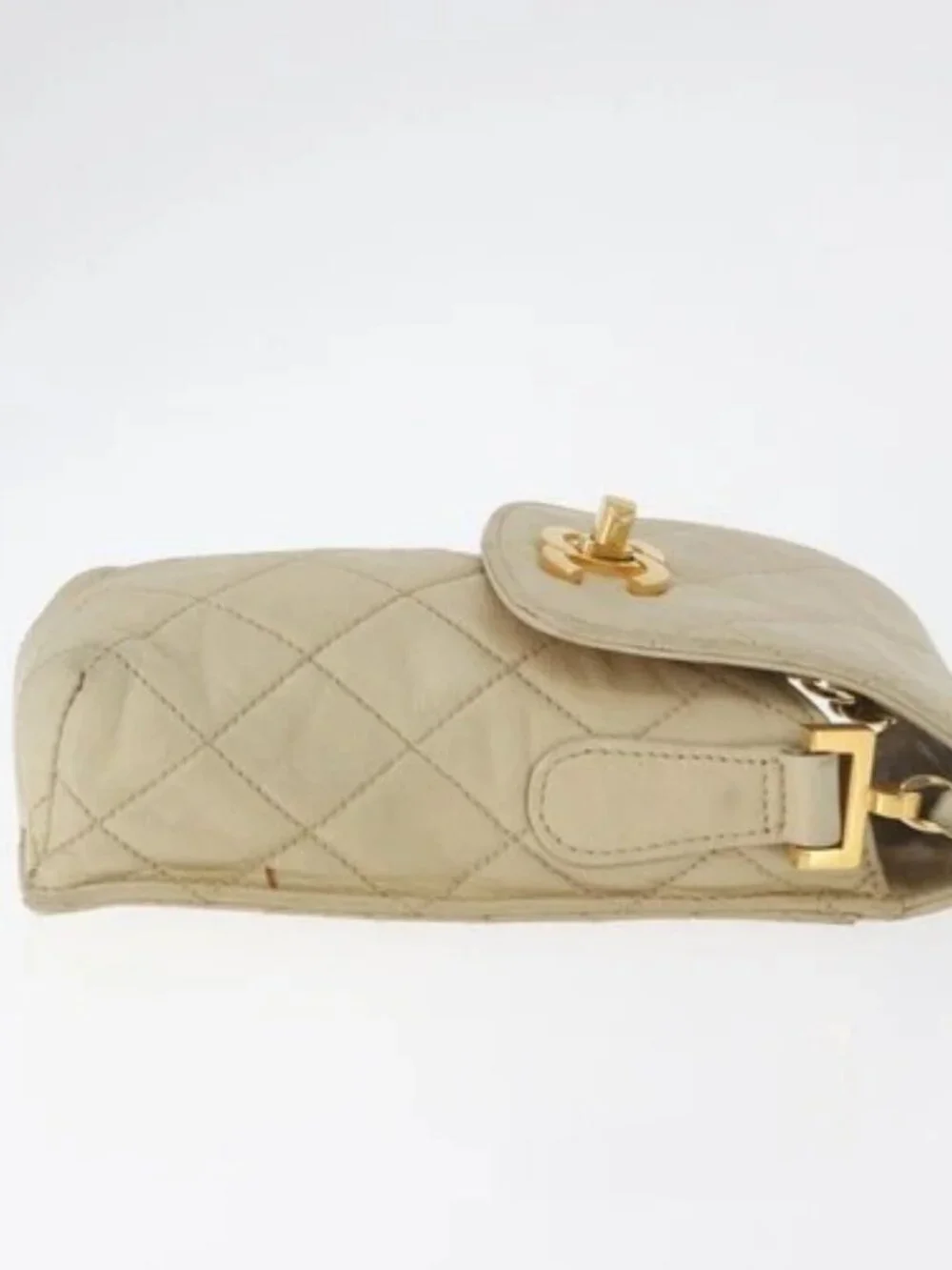 CHANEL Matelasse Chain Shoulder Bag Lamb Skin Beige Gold CC Auth 179876A